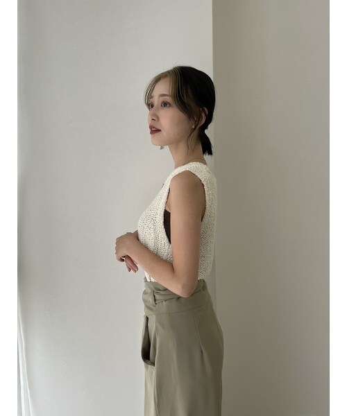 neam（ニーム）の「FLUFFY SOFT KNIT TANK（タンクトップ・レディース・ホワイト/イエロー/ブラック・free）」の6枚目の写真