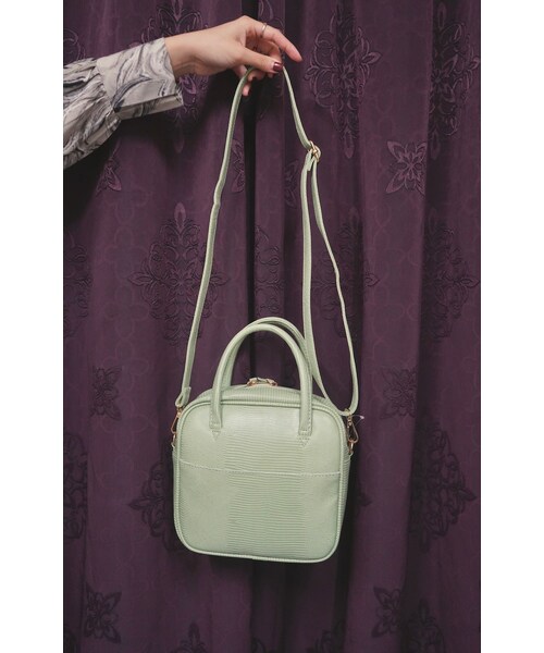 A.D.G（エーディージー）の「2way Square Shoulder Boston Bag (green)（ショルダーバッグ・レディース・グリーン・FREE）」の2枚目の写真