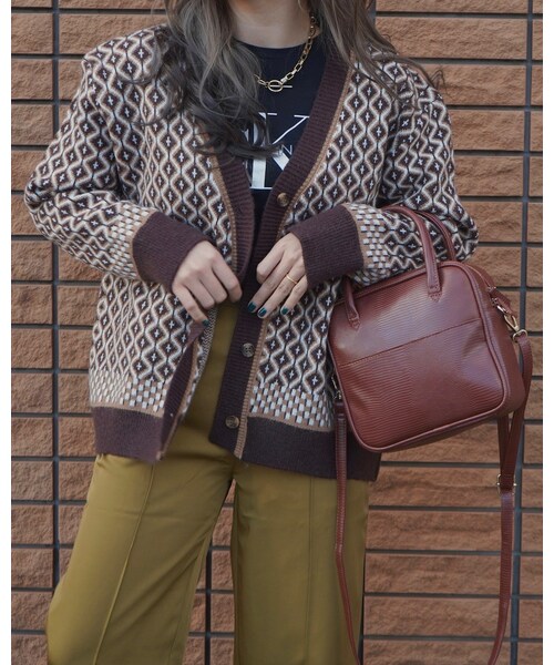 A.D.G(エーディージー)の「Center Press Flare Slacks (mustard yellow)(スラックス・レディース・イエロー・FREE)」の2枚目の写真