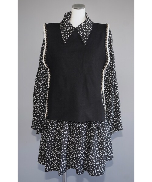 A.D.G（エーディージー）の「(Flower Onepiece + Vest + Mini Bag) 3P SET - Black（ワンピース・レディース・ブラック・FREE）」の4枚目の写真