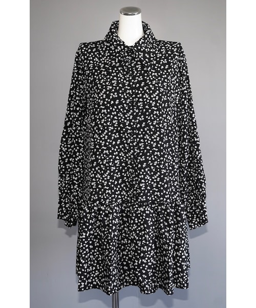 A.D.G（エーディージー）の「(Flower Onepiece + Vest + Mini Bag) 3P SET - Black（ワンピース・レディース・ブラック・FREE）」の5枚目の写真