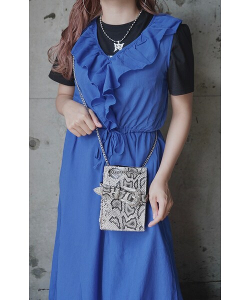 A.D.G(エーディージー)の「Frill Desing Salopette Pants (royal blue)(サロペット/オーバーオール・レディース・ROYAL BLUE・FREE)」の2枚目の写真