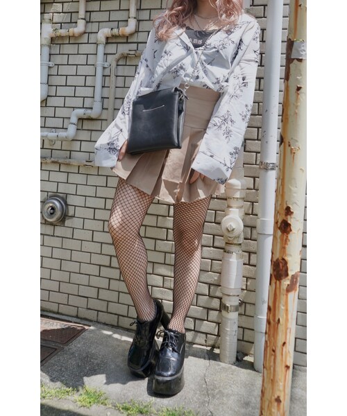 A.D.G（エーディージー）の「Basic Pleats Mini Skirt (beige)（スカート・レディース・BEIGE・FREE）」の2枚目の写真