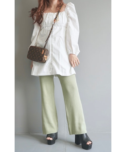 A.D.G（エーディージー）の「Lace-Up Puffsleeve Mini Onepiece（white）（チュニック・レディース・ホワイト・FREE）」の2枚目の写真