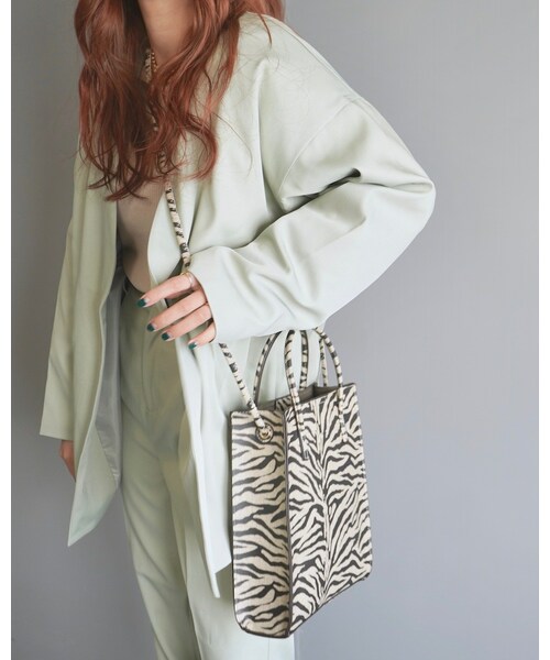 A.D.G（エーディージー）の「No-Collar Jacket ＋ Slacks 2P SET UP (pale mint)（セットアップ・レディース・LIGHT GREEN・FREE）」の2枚目の写真