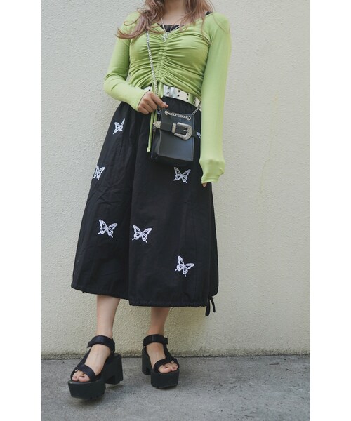 A.D.G（エーディージー）の「Butterfly Embroidery Flare Long Skirt (black)（スカート・レディース・BLACK・FREE）」の2枚目の写真