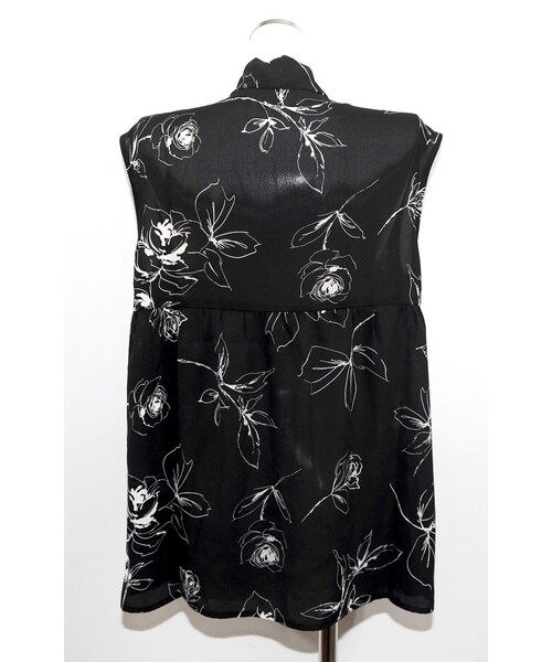 A.D.G(エーディージー)の「Rose Ribbon Tie Sleeveless Tops (black)(タンクトップ・レディース・ブラック・FREE)」の6枚目の写真
