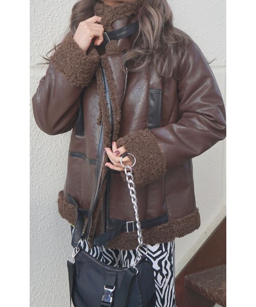 A.D.G(エーディージー)の「Leather Touch 2tone Accent B-3 Jacket (brown)(ライダースジャケット・レディース・ブラウン・FREE)」の3枚目の写真
