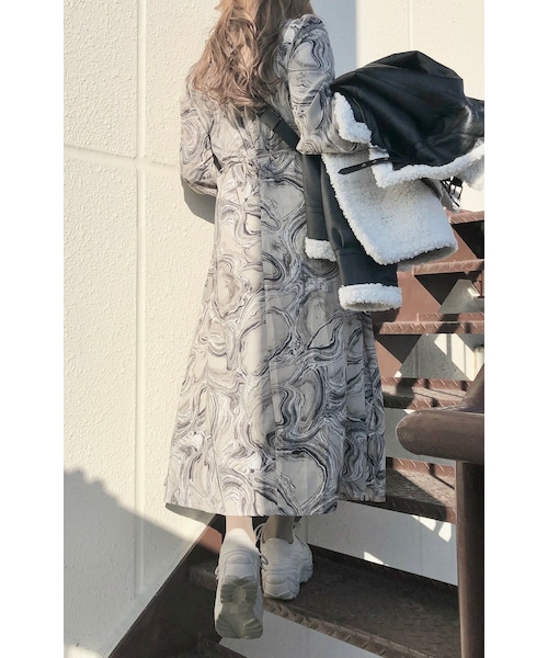 A.D.G（エーディージー）の「Marble Flare Long Onepiece (grey)（ワンピース・レディース・グレー・FREE）」の3枚目の写真