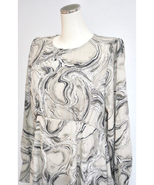 A.D.G（エーディージー）の「Marble Flare Long Onepiece (grey)（ワンピース・レディース・グレー・FREE）」の9枚目の写真