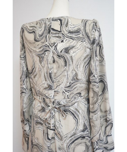 A.D.G（エーディージー）の「Marble Flare Long Onepiece (grey)（ワンピース・レディース・グレー・FREE）」の10枚目の写真
