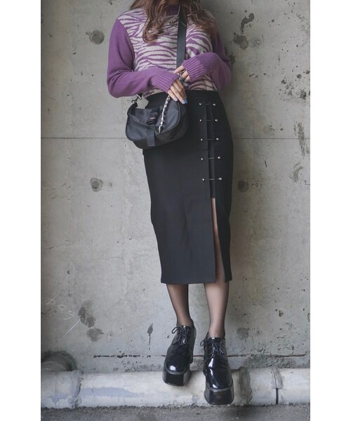 A.D.G(エーディージー)の「Zebra Pattern Mock Neck Knit Sweater (purple)(ニット/セーター・レディース・パープル・FREE)」の1枚目の写真