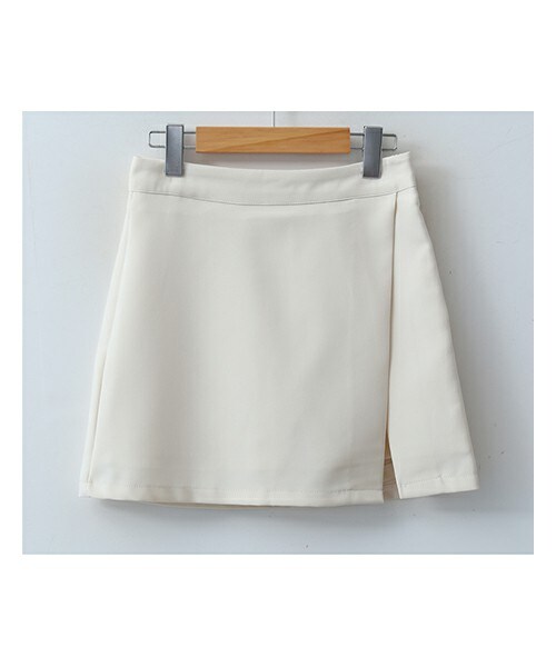 ENVYLOOK（エンビールック）の「サイドスリットラップ風ミニスカパン（その他パンツ・レディース・블랙/화이트/베이지・S(25-26)/M(27-28)）」の2枚目の写真