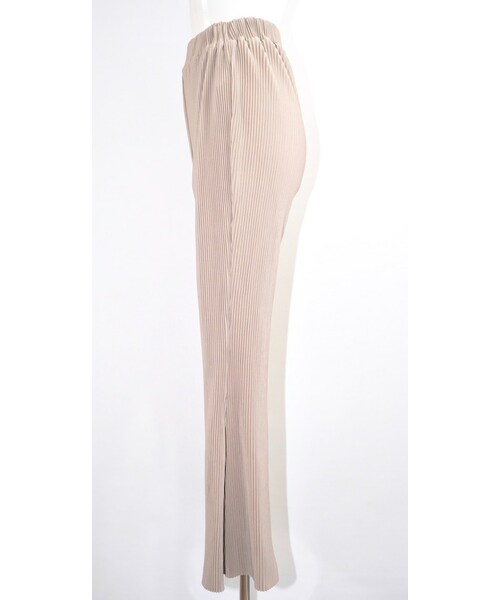 A.D.G(エーディージー)の「Pleats Flare Easy Pants (light beige)(その他パンツ・レディース・ベージュ・FREE)」の6枚目の写真