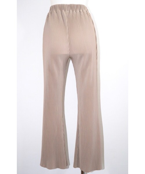 A.D.G(エーディージー)の「Pleats Flare Easy Pants (light beige)(その他パンツ・レディース・ベージュ・FREE)」の7枚目の写真