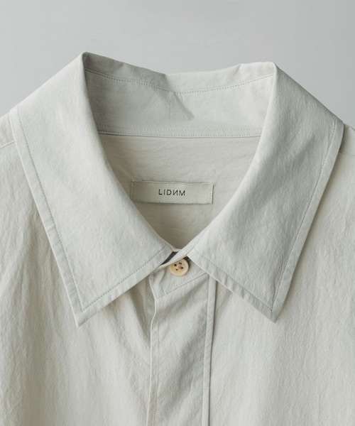 LIDNM（リドム）の「OOMI ZARASHI POPLIN SHIRT（シャツ/ブラウス・メンズ・ホワイト/ブラウン/グリーン・S/M/L）」の14枚目の写真