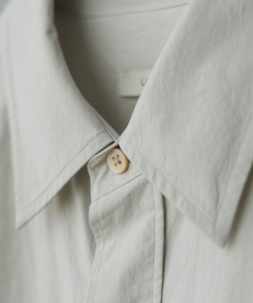 LIDNM（リドム）の「OOMI ZARASHI POPLIN SHIRT（シャツ/ブラウス・メンズ・ホワイト/ブラウン/グリーン・S/M/L）」の19枚目の写真
