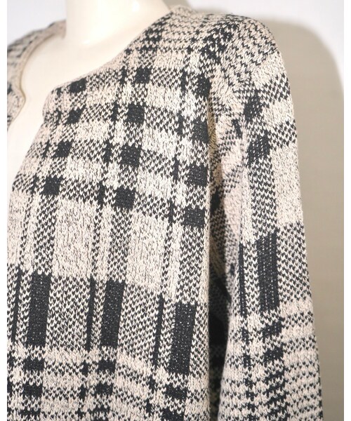 A.D.G（エーディージー）の「Check Knit Long Cardigan (light beige)（カーディガン/ボレロ・レディース・ブラック・FREE）」の4枚目の写真