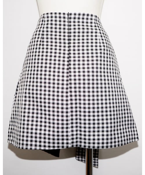 A.D.G（エーディージー）の「Gingham Check Irregular Mini Skirt（スカート・レディース・ホワイト・FREE）」の8枚目の写真