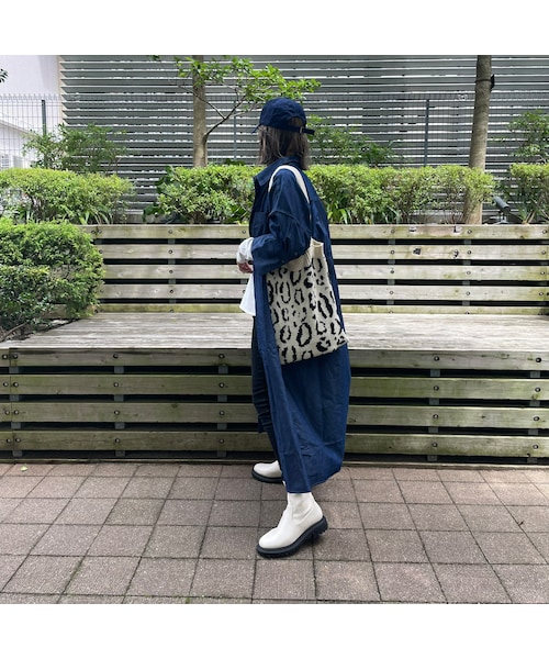 copine（コピン）の「ワイド袖ロングシャツワンピース(2color)（シャツワンピース・レディース・ホワイト/ネイビーデニム・ワンサイズ）」の2枚目の写真