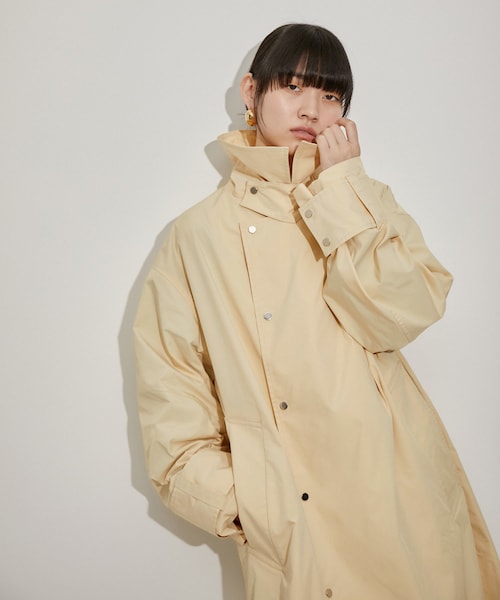 ADAM ET ROPE'（アダムエロペ）の「【サステナブル】バルマカーンコート（ステンカラーコート・レディース・ブラウン/ベージュ・F）」の2枚目の写真