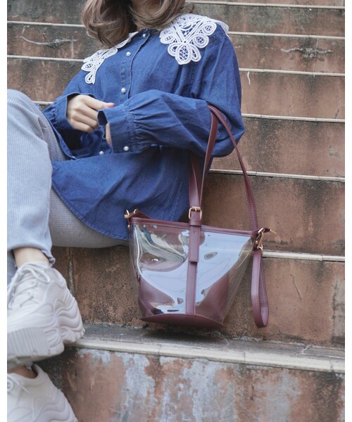 A.D.G(エーディージー)の「Big Lace Collar Denim Blouse(シャツ/ブラウス・レディース・ブルー・FREE)」の4枚目の写真