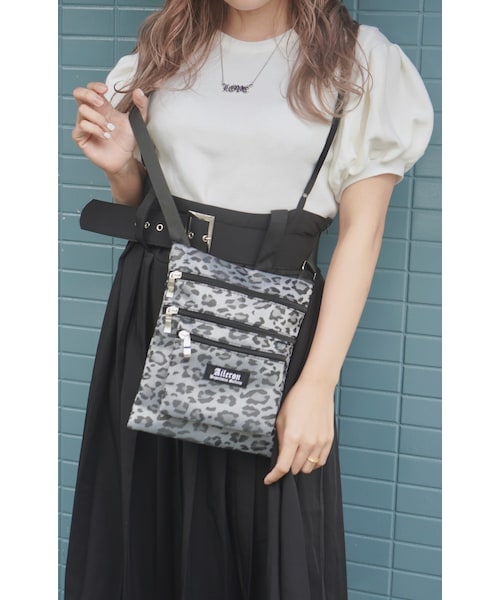 A.D.G(エーディージー)の「Basic Puffsleeve S/S Knit Tops (white)(ニット/セーター・レディース・ホワイト・FREE)」の3枚目の写真
