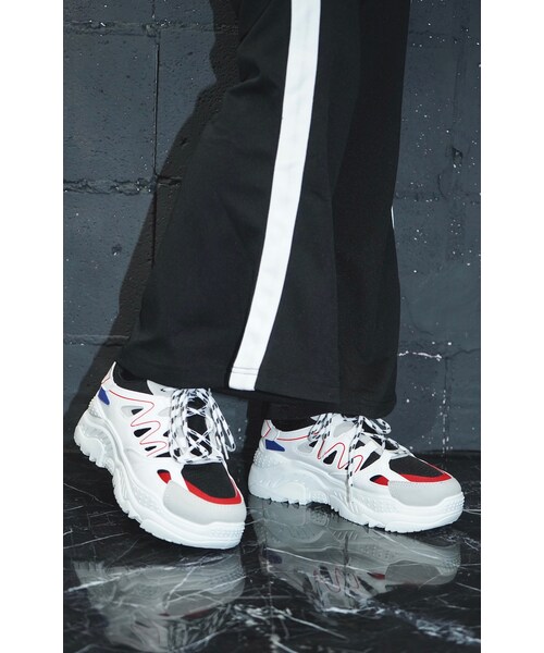 A.D.G(エーディージー)の「Volume Sole Dad Sneaker(スニーカー・レディース・ホワイト・FREE)」の2枚目の写真