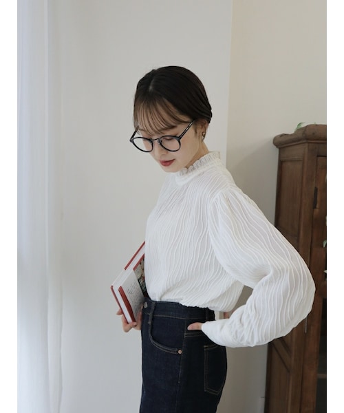 neam（ニーム）の「puff sleeve wave tops（シャツ/ブラウス・レディース・ホワイト/グリーン/ブラウン・free）」の5枚目の写真