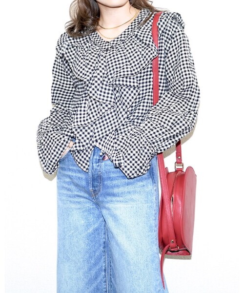 A.D.G(エーディージー)の「"Levi's" WIDE STRAIGHT CRASH DENIM PANTS(デニムパンツ・レディース・ブルー・LADIES FREE)」の10枚目の写真