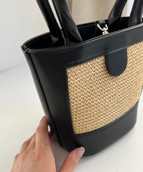DHOLIC(ディーホリック)の「long hand bag(トートバッグ・レディース・ブラック・FREE)」の1枚目の写真