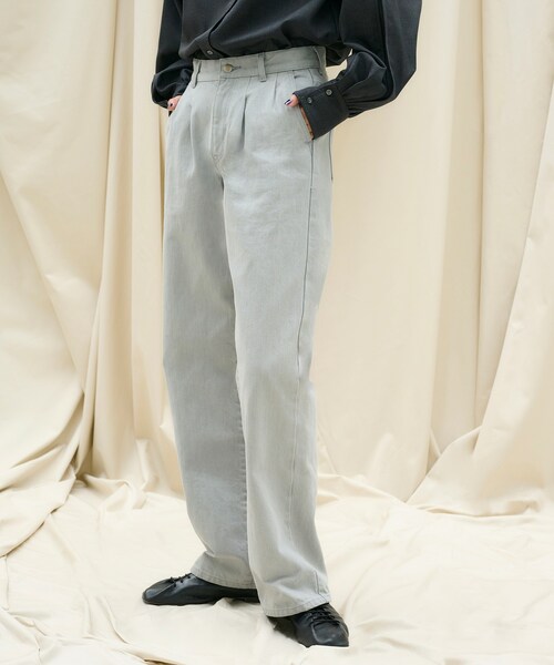 SIWEM（シウム）の「LOOSE TUCK STRAIGHT DENIM（デニムパンツ）」 - WEAR