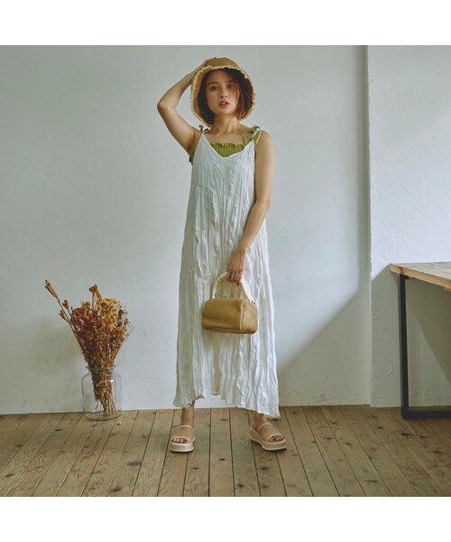 t a r o s u(タロス)の「washer cami onepiece(ワンピース・レディース・ベージュ/ブラック/ホワイト・FREE)」の2枚目の写真