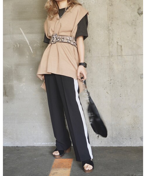 A.D.G（エーディージー）の「Square Buckle Python Belt (beige)（ベルト・レディース・ベージュ・FREE）」の8枚目の写真