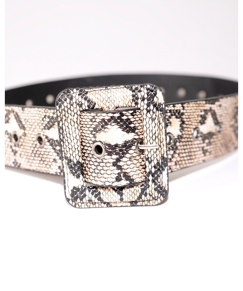 A.D.G（エーディージー）の「Square Buckle Python Belt (beige)（ベルト・レディース・ベージュ・FREE）」の11枚目の写真