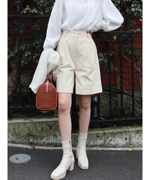 neam(ニーム)の「corduroy half pants(その他パンツ・レディース・ホワイト/ブラウン/ブラック・free)」の1枚目の写真