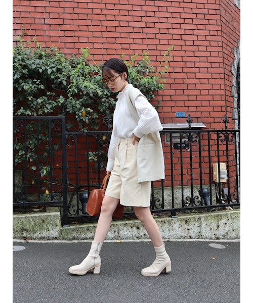 neam(ニーム)の「corduroy half pants(その他パンツ・レディース・ホワイト/ブラウン/ブラック・free)」の8枚目の写真