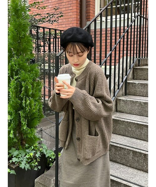 neam（ニーム）の「loose volume knit cardigan（カーディガン/ボレロ・レディース・ブラウン/グリーン/ブルー・free）」の5枚目の写真