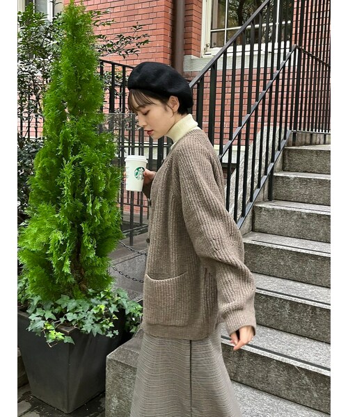 neam（ニーム）の「loose volume knit cardigan（カーディガン/ボレロ・レディース・ブラウン/グリーン/ブルー・free）」の7枚目の写真