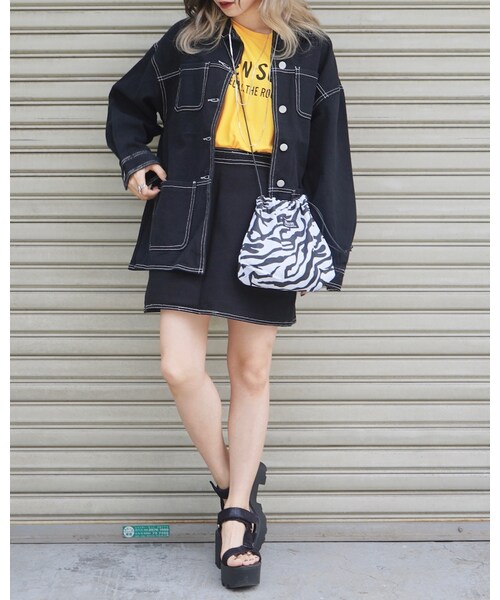 A.D.G（エーディージー）の「White Stitch Black Denim Jacket&Skirt 2P SETUP（セットアップ・レディース・ブラック・FREE）」の5枚目の写真
