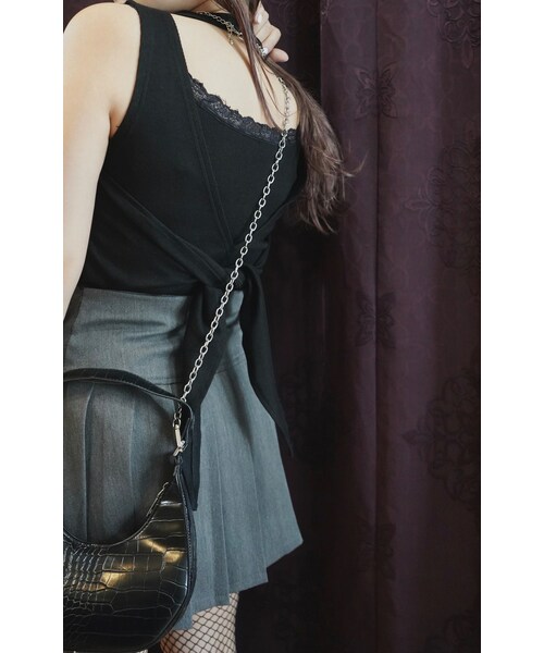A.D.G(エーディージー)の「Back Ribbon No-sleeve Tops (black)(タンクトップ・レディース・ブラック・FREE)」の2枚目の写真