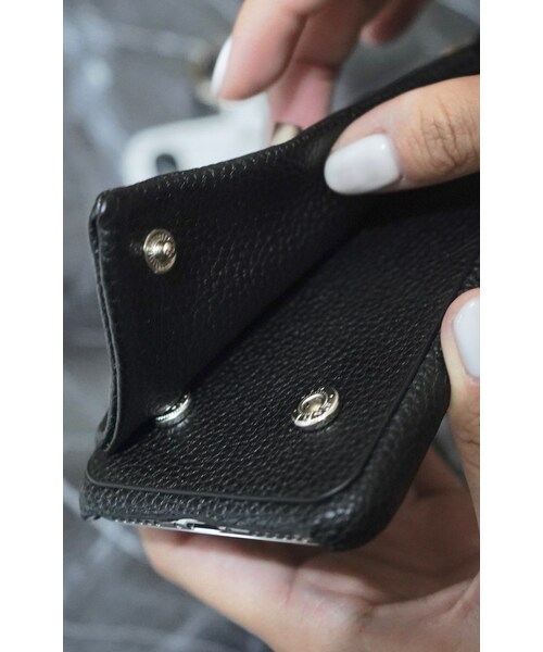 A.D.G（エーディージー）の「(全2色) Pouch&Ring Karabiner iPhone Case（スマホケース/カバー・メンズ・ブラック/ホワイト・iPhone X）」の5枚目の写真