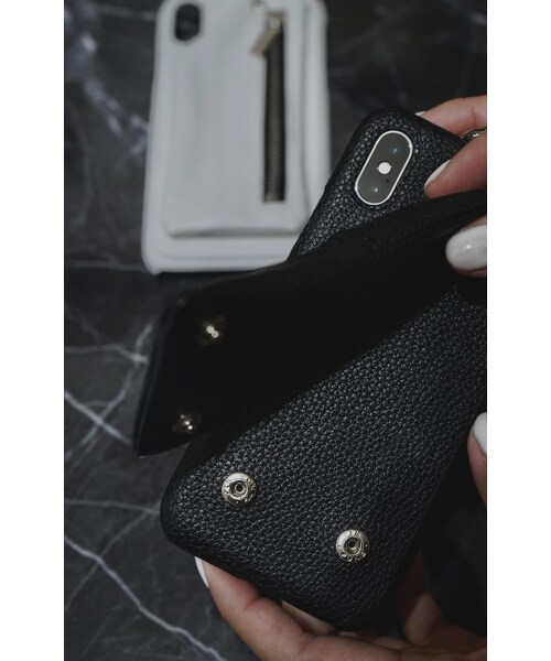A.D.G（エーディージー）の「(全2色) Pouch&Ring Karabiner iPhone Case（スマホケース/カバー・メンズ・ブラック/ホワイト・iPhone X）」の6枚目の写真