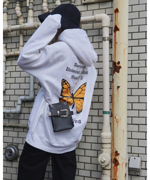 A.D.G(エーディージー)の「Back Slogan&Butterfly Big Sweat Hoodie (white)(パーカー・レディース・ホワイト・FREE)」の2枚目の写真
