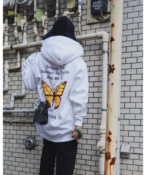 A.D.G(エーディージー)の「Back Slogan&Butterfly Big Sweat Hoodie (white)(パーカー・レディース・ホワイト・FREE)」の3枚目の写真
