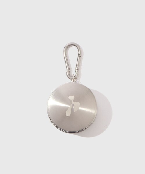 ADAM ET ROPE'（アダムエロペ）の「【HIDAKA/ヒダカ】PORTABLE GLASS CHARM（キーケース/キーアクセサリー・メンズ・シルバー・F）」の2枚目の写真