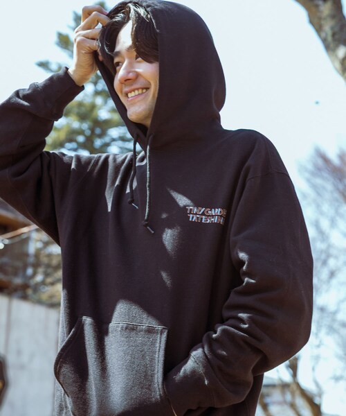 URBAN RESEARCH DOORS(アーバンリサーチドアーズ)の「TGT ロゴプリント フーディ(パーカー・メンズ・OFF/GREEN/BLACK・S/M/L/XL)」の12枚目の写真