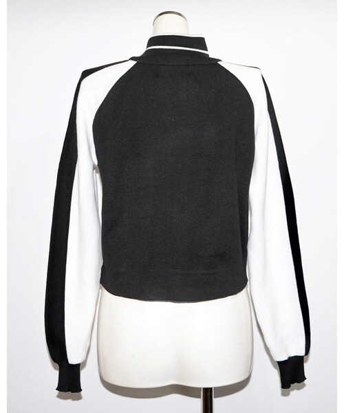 A.D.G（エーディージー）の「Line Design Half Zip Knit Tops (black)（ジャージ・レディース・ブラック・FREE）」の6枚目の写真