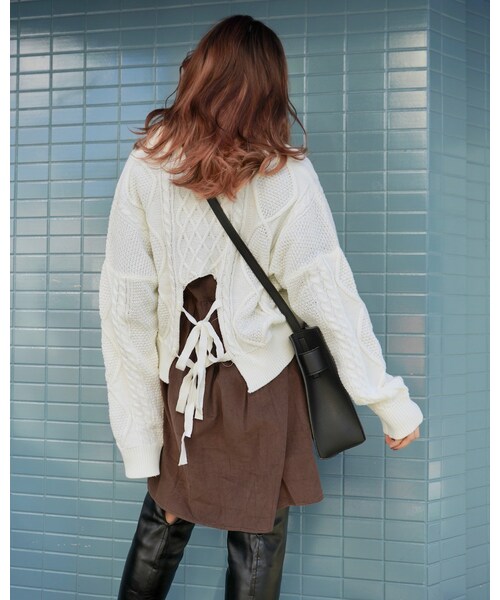 A.D.G（エーディージー）の「Ribbon Lace Up Cable Knit Sweater (off white)（ニット/セーター・レディース・ホワイト・FREE）」の2枚目の写真