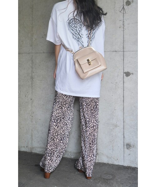 A.D.G(エーディージー)の「"A.D.G" BACK WING BIG TEE (white)(Tシャツ/カットソー・レディース・ホワイト・FREE)」の2枚目の写真